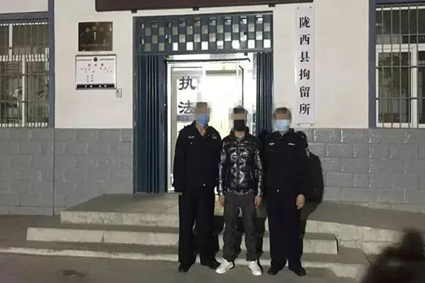 武汉人口案_武汉地铁出人口图片